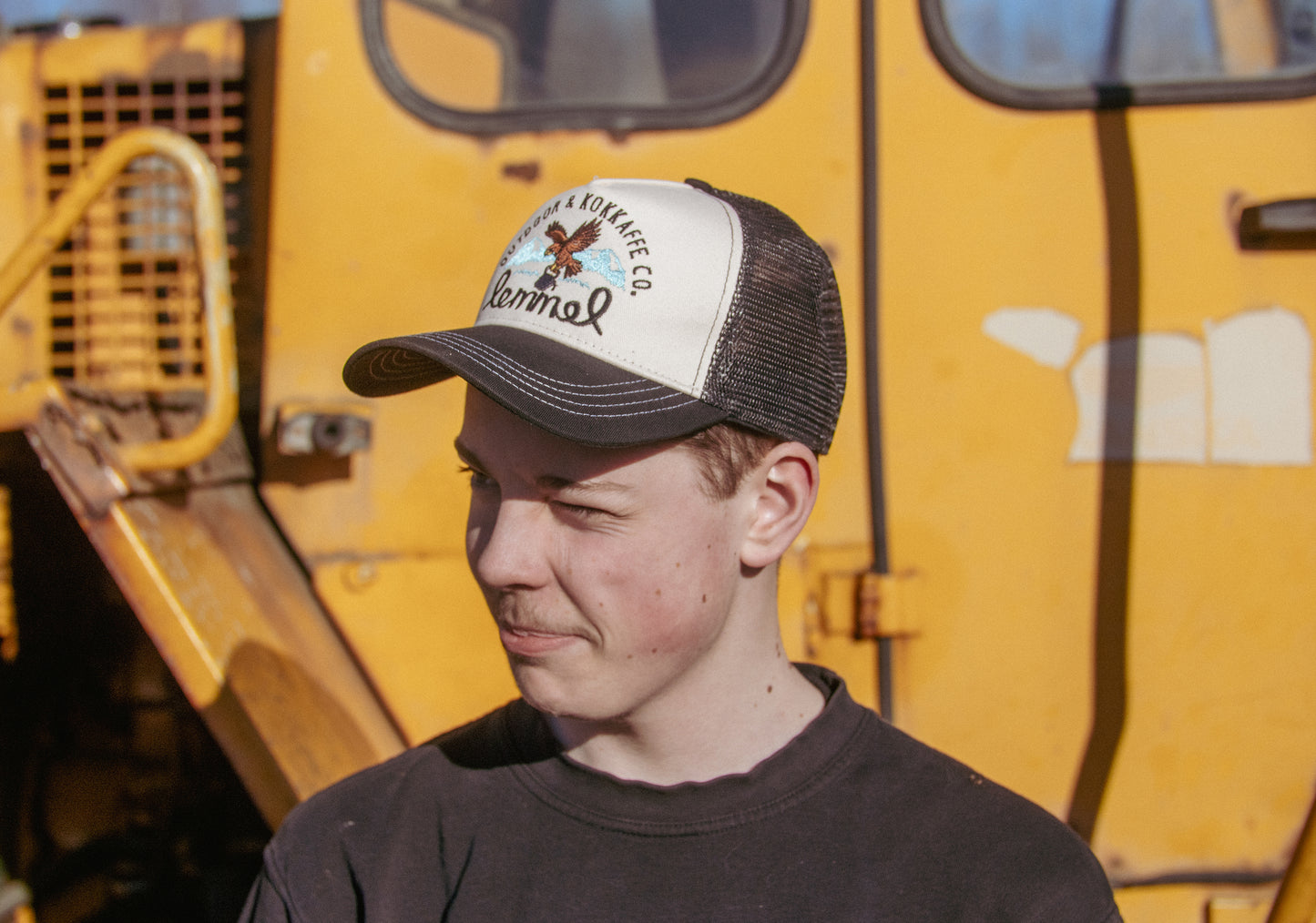 Cap "Keep on truckin Mama" White/Black